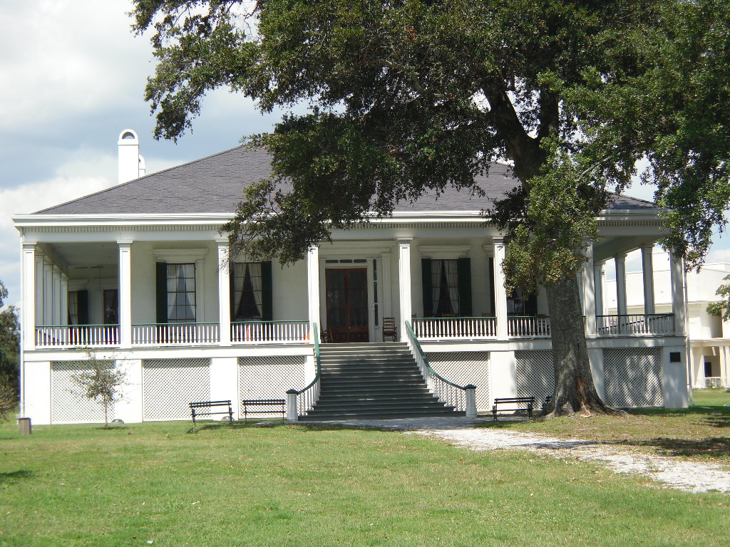 Beauvoir: The Jefferson Davis Home and Presidential Library