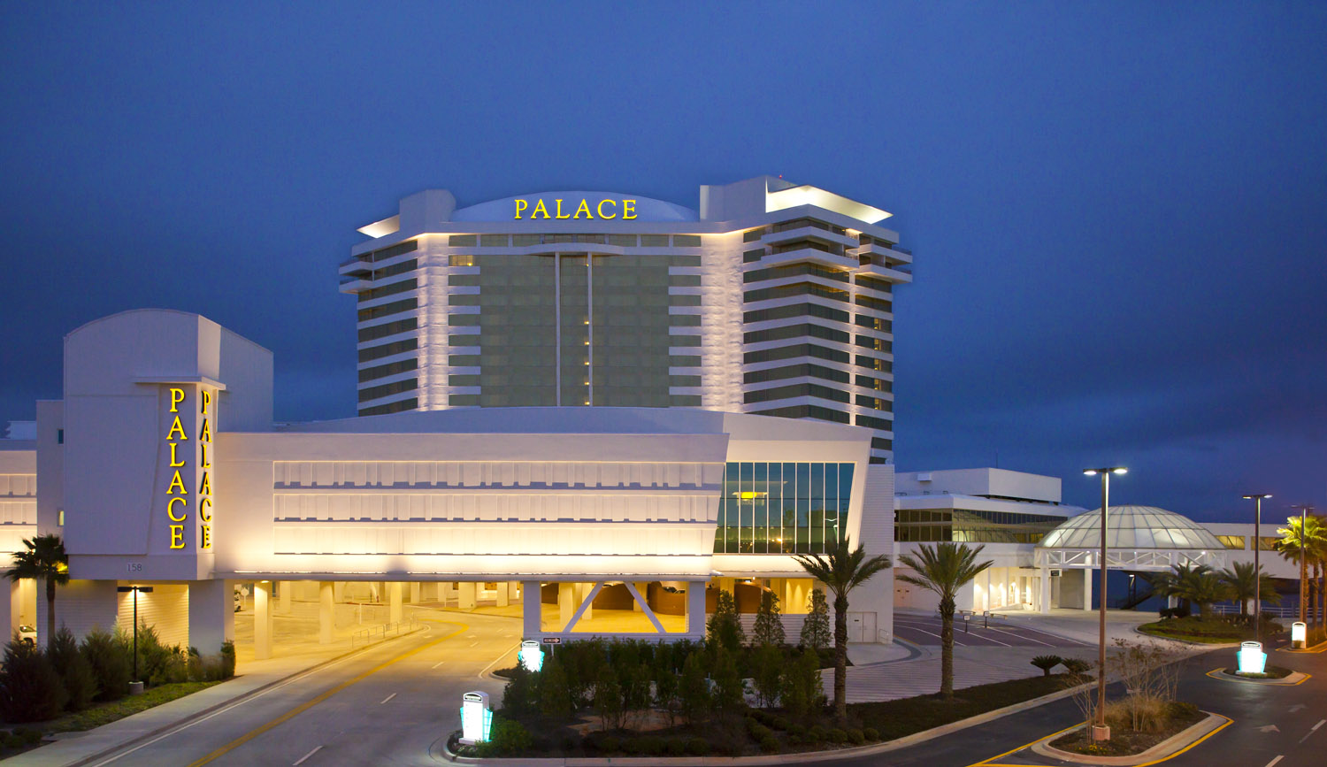 STACKED Grill (Palace Casino Resort)