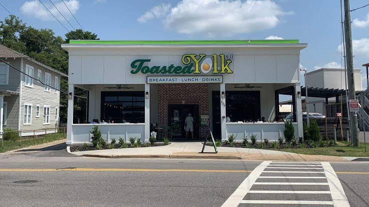 The Toasted Yolk Cafe